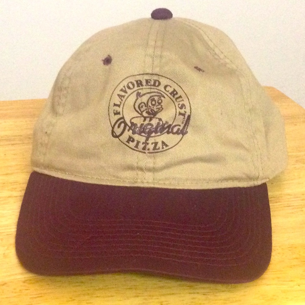 🌞 Hungry Howies Flavored Crust Original Pizza Dad Hat tan & maroon Men one size